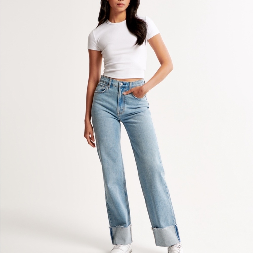 Abercrombie High Rise Relaxed 90s Jean